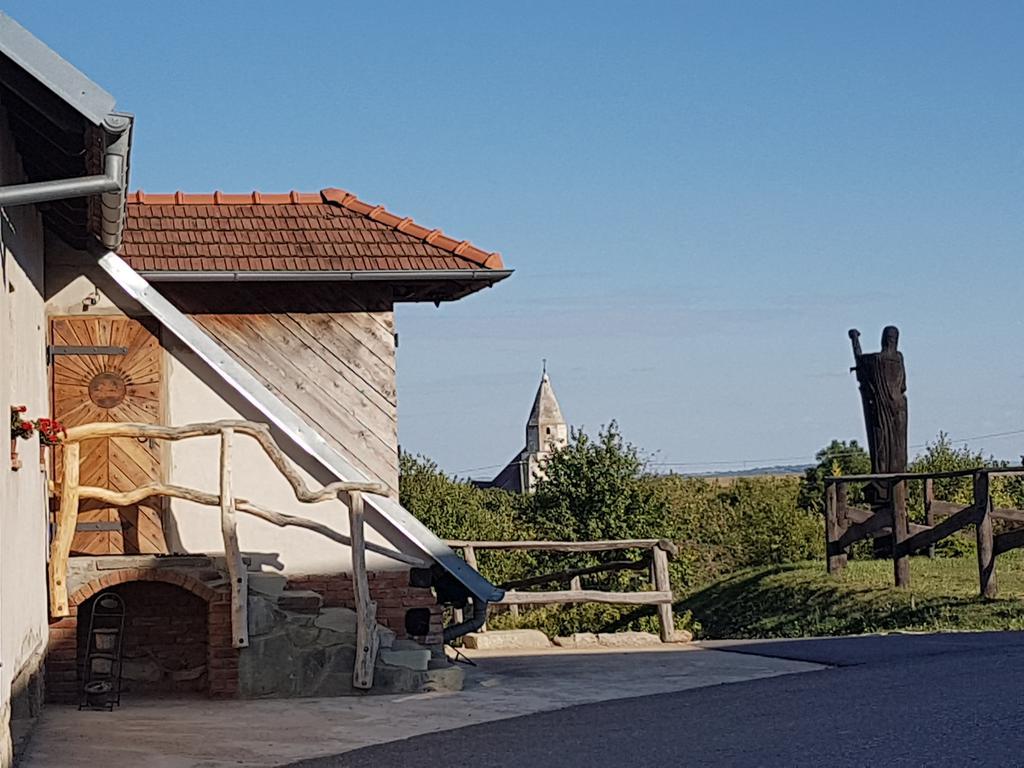 Osada Havranu Hotel Hnanice  Kültér fotó