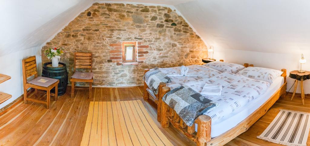 Osada Havranu Hotel Hnanice  Kültér fotó
